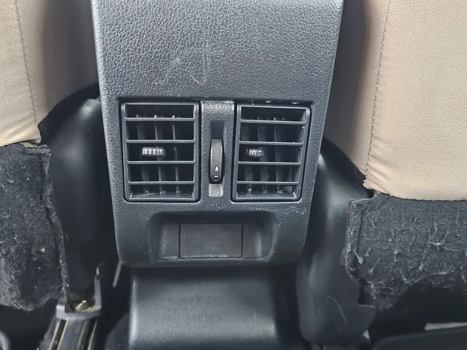 تويوتا يارس Y 2023 