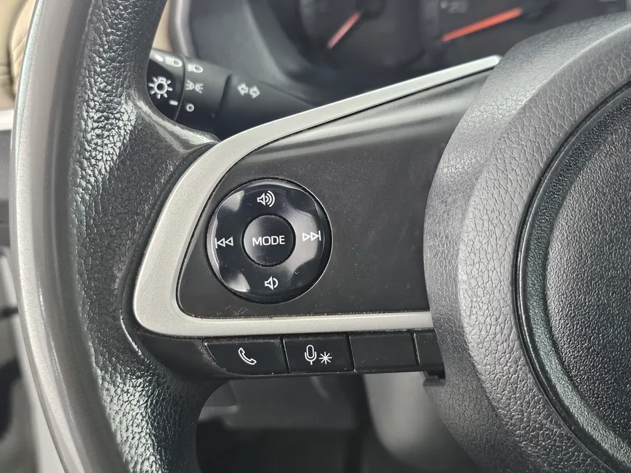 تويوتا يارس Y 2023 