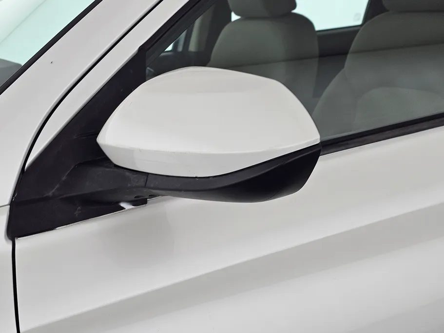 تويوتا يارس Y 2023 