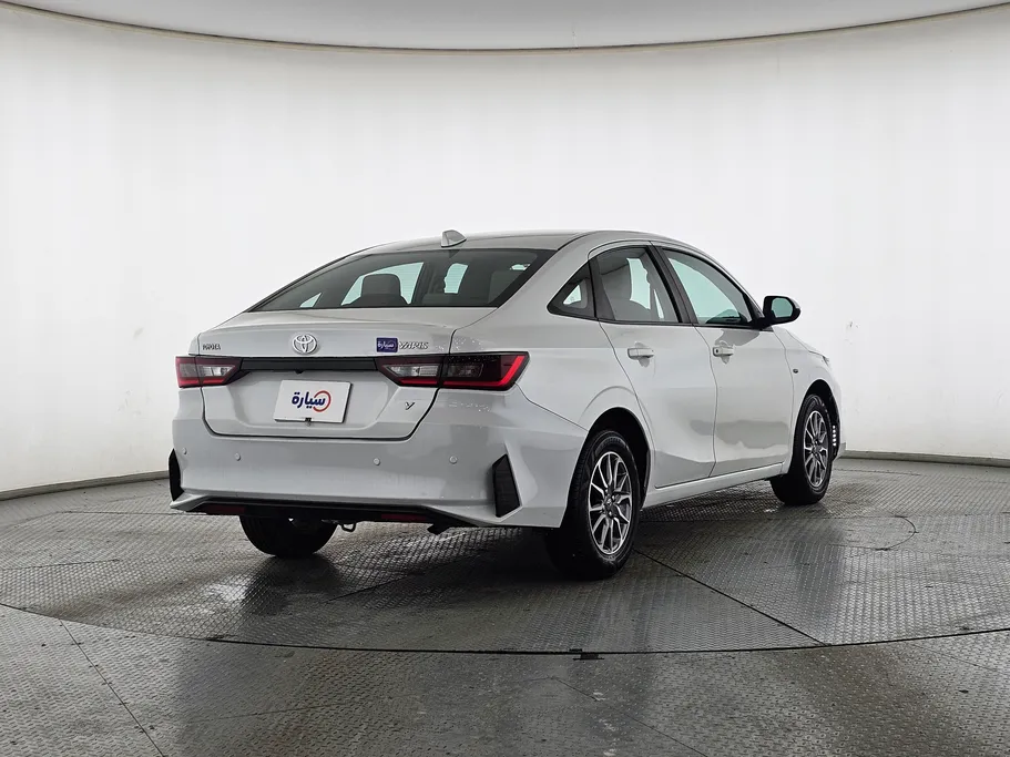 تويوتا يارس Y 2023 