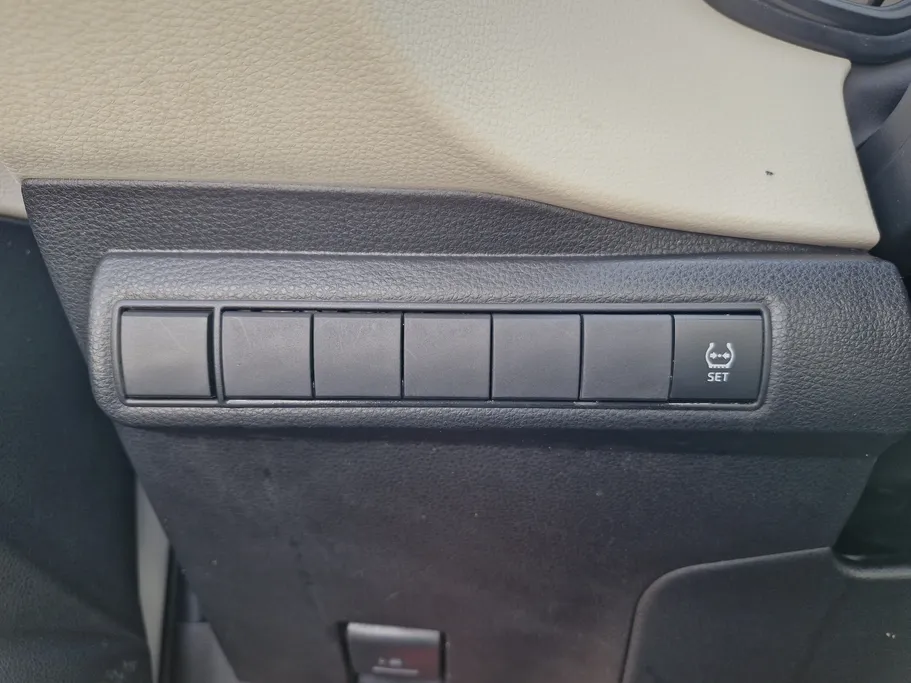 2024 Toyota Corolla XLI 