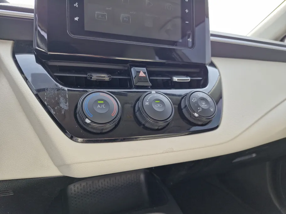 2024 Toyota Corolla XLI 