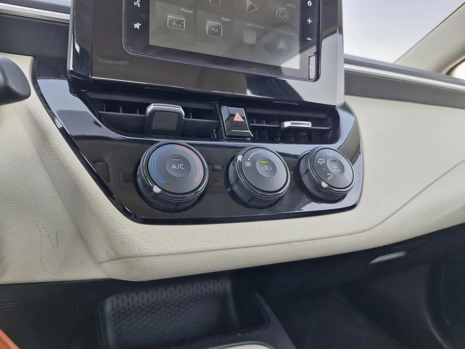 2024 Toyota Corolla XLI 