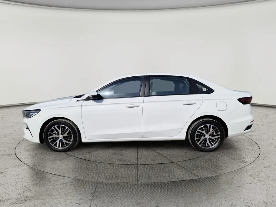 جيلي امجراند GS 2024 