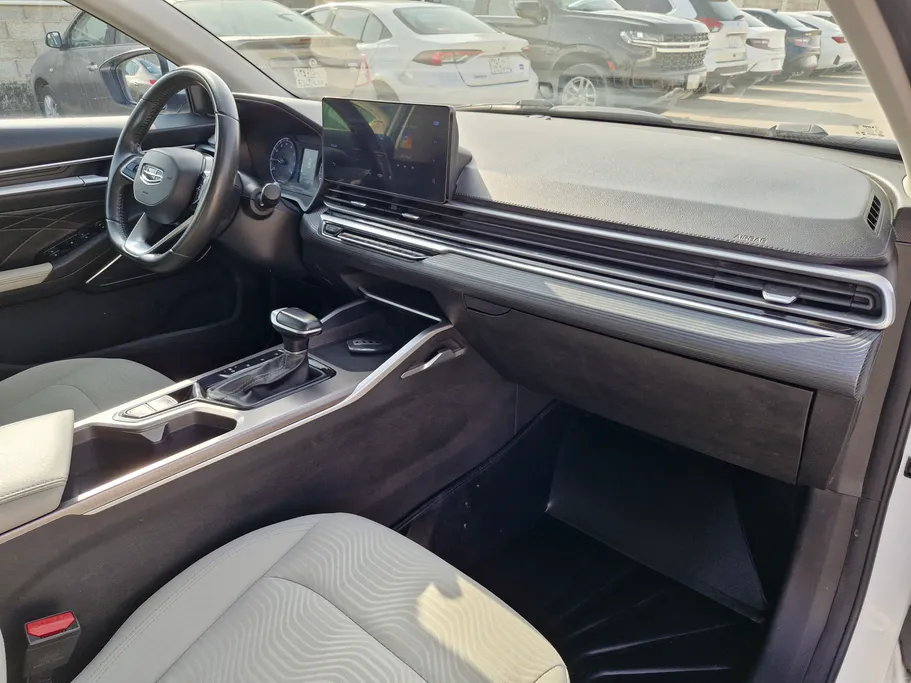 جيلي امجراند GS 2024 