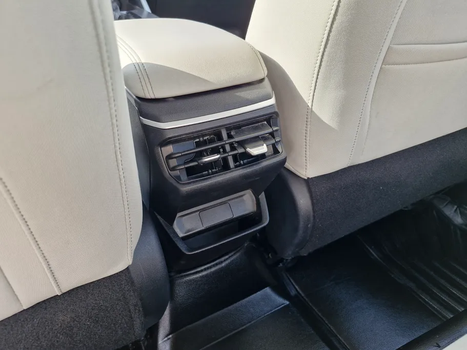 جيلي امجراند GS 2024 