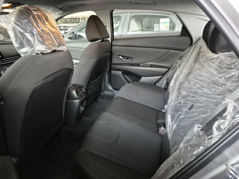 2024 Hyundai Elantra Comfort 