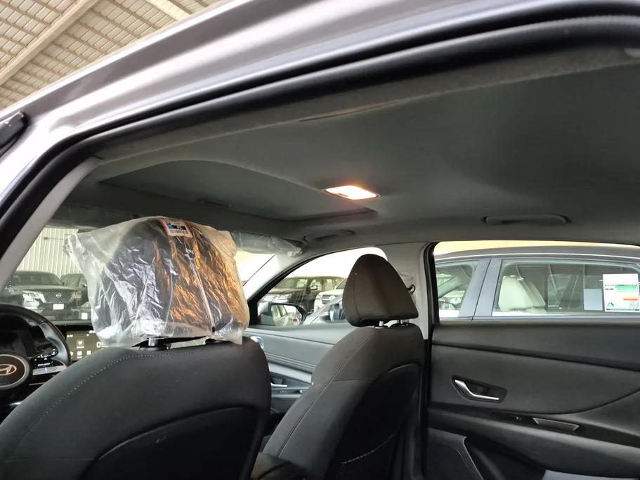 2024 Hyundai Elantra Comfort 