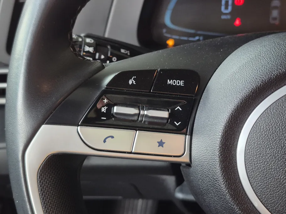 2024 Hyundai Elantra Comfort 