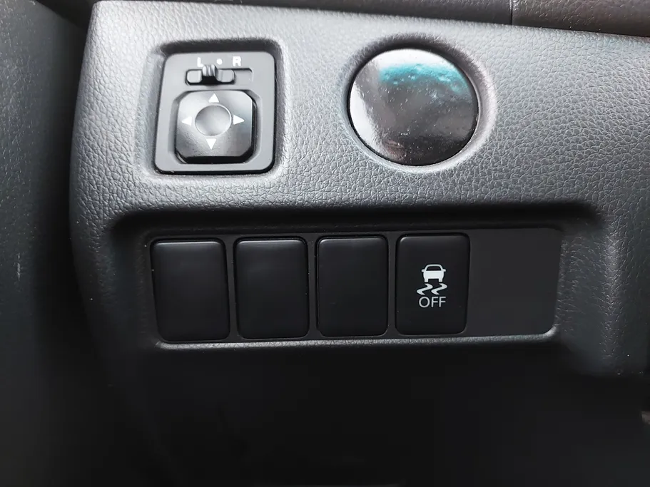 2022 ميتسوبيشي L200 DC 4x4 Diesel 