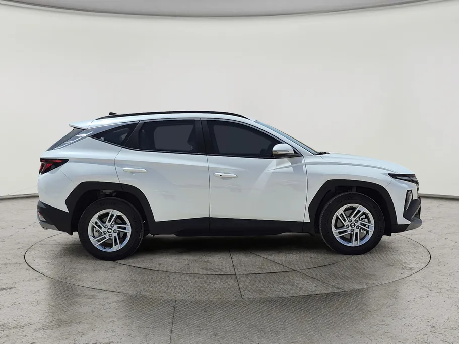 2025 Hyundai Tucson Smart 
