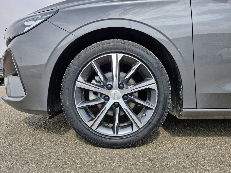 2023 Geely Emgrand GF 