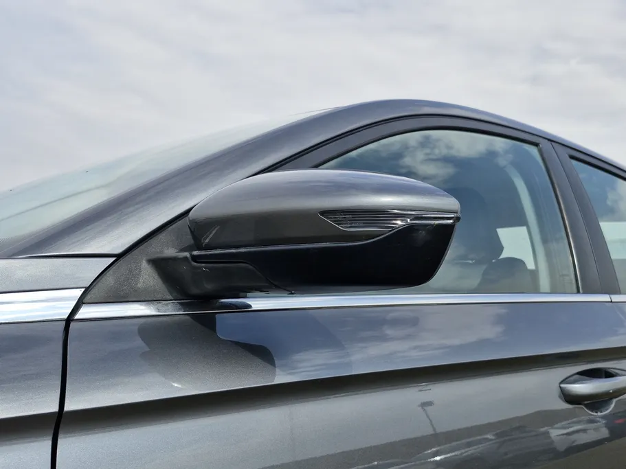 2023 Geely Emgrand GF 