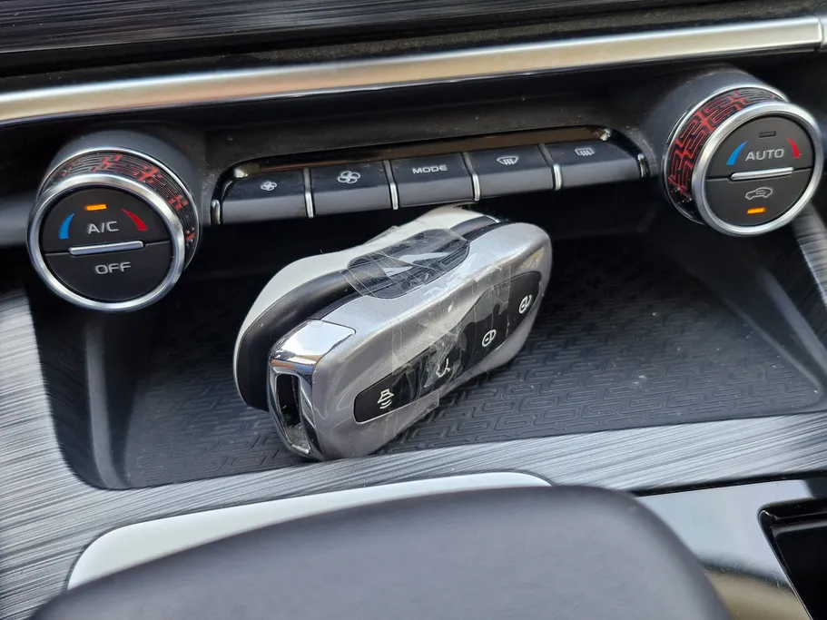 2025 Geely TUGELLA Luxury GL 