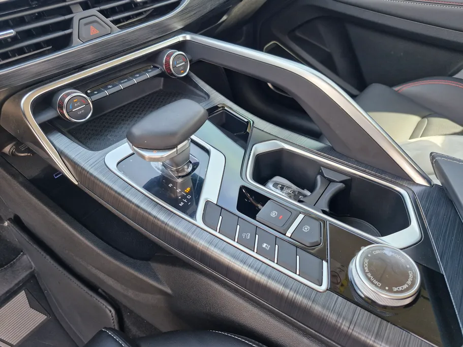 2025 Geely TUGELLA Luxury GL 