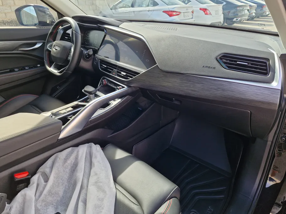 2025 Geely TUGELLA Luxury GL 