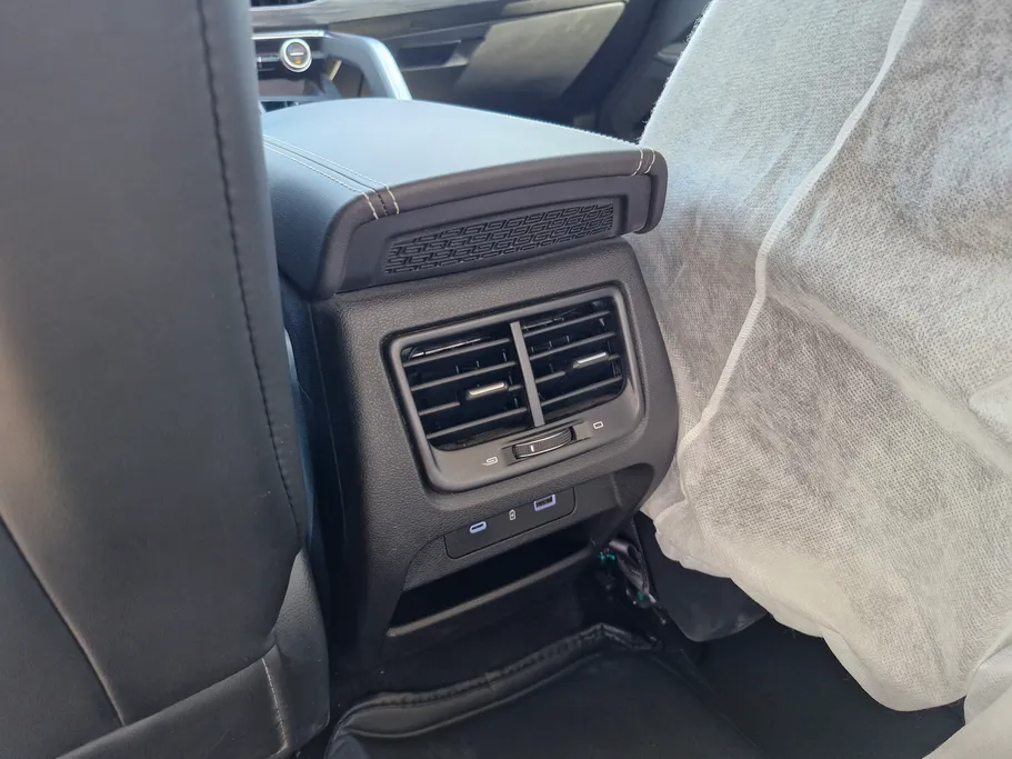 2025 Geely TUGELLA Luxury GL 