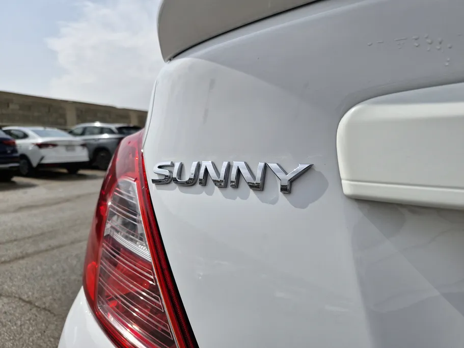 2020 Nissan Sunny SV 