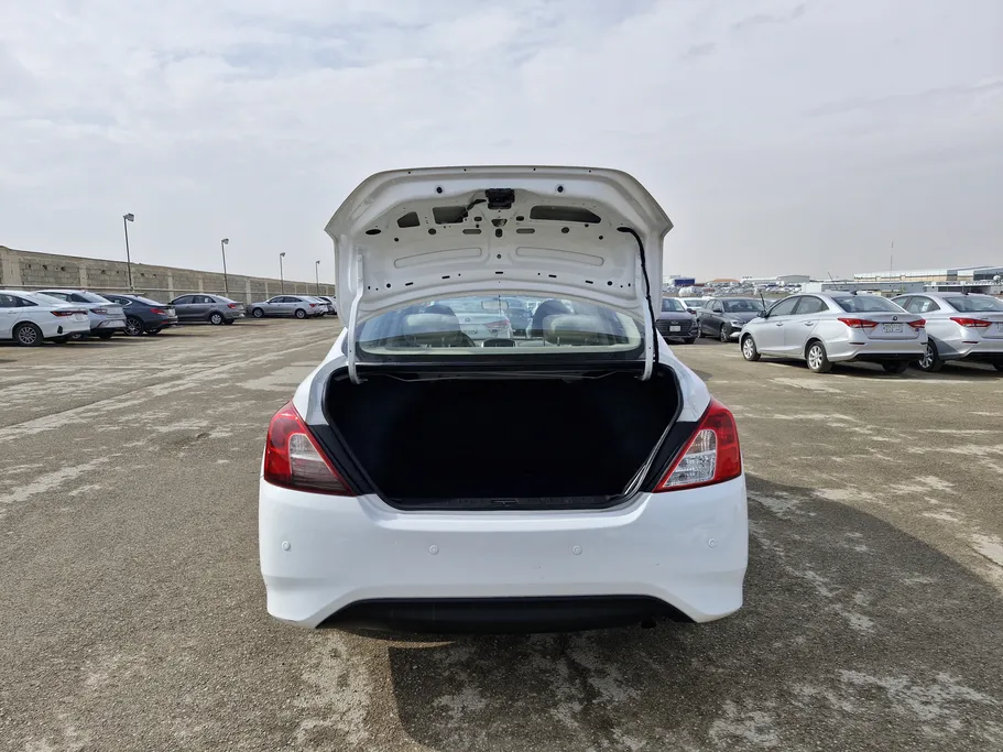 2022 Nissan Sunny Classic 