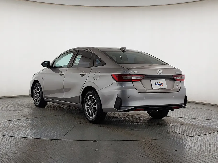 2024 Toyota Yaris  Y 