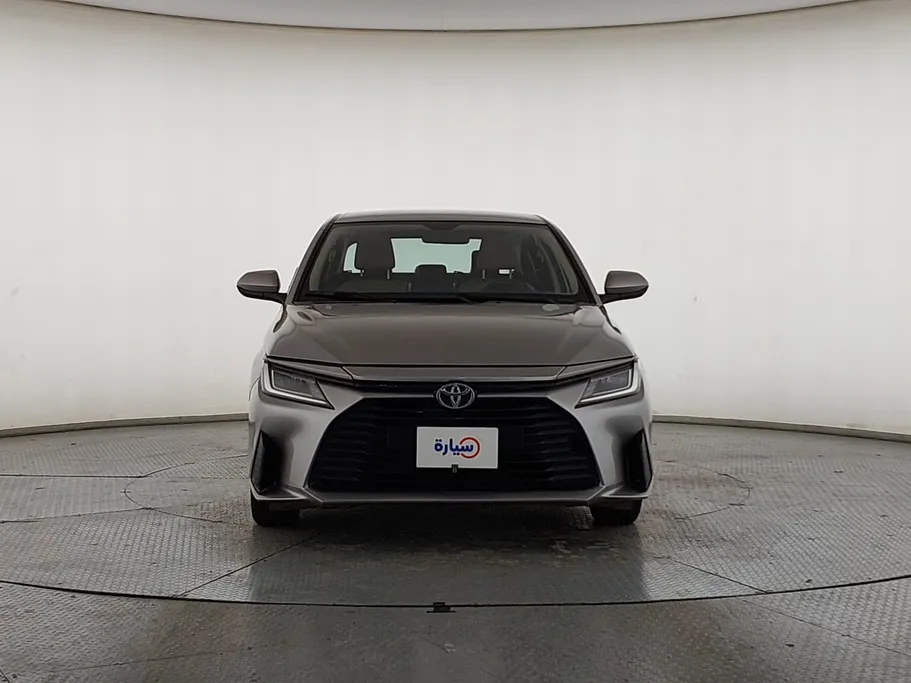 2024 Toyota Yaris  Y 