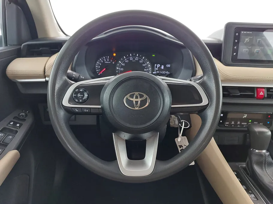 2024 Toyota Yaris  Y 