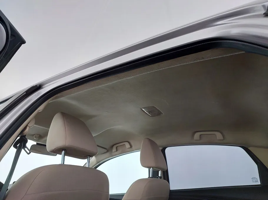 2024 Toyota Yaris  Y 