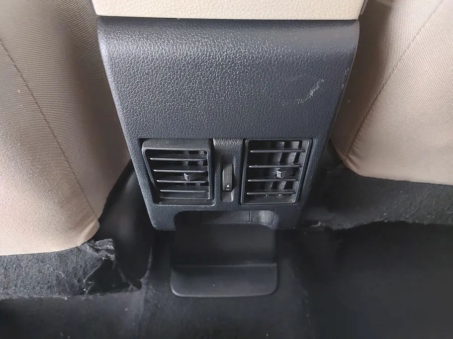 2024 Toyota Yaris  Y 