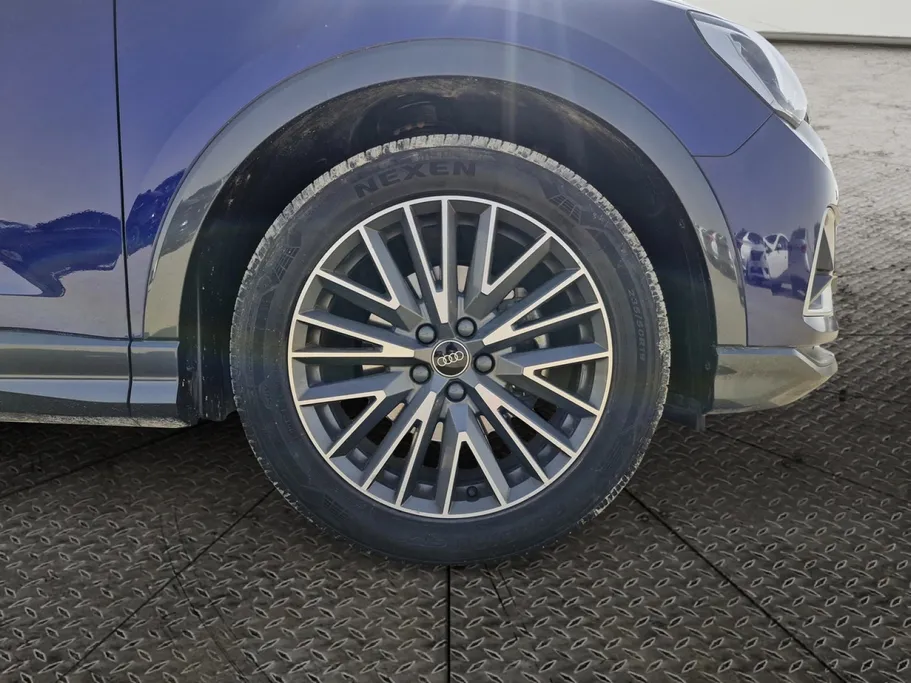 2023 Audi Q3 35 TFSl 