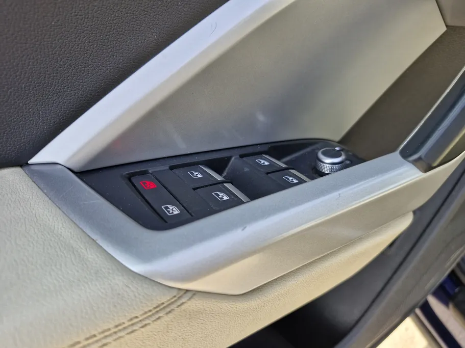 2023 Audi Q3 35 TFSl 