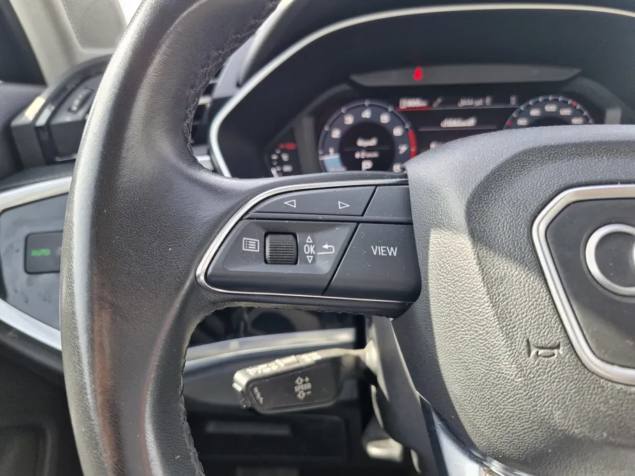 2023 Audi Q3 35 TFSl 