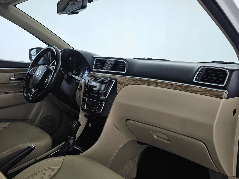 سوزوكي سياز GLX 2023 