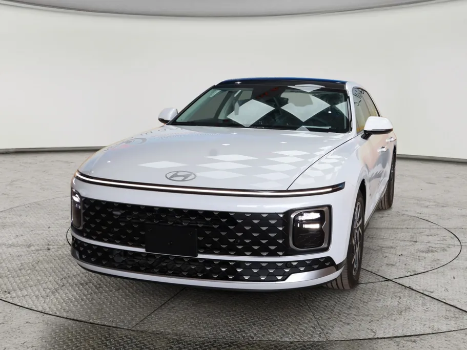 2026 Hyundai Azera Classic 