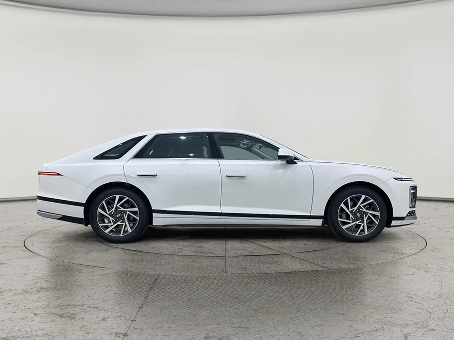 2026 Hyundai Azera Classic 