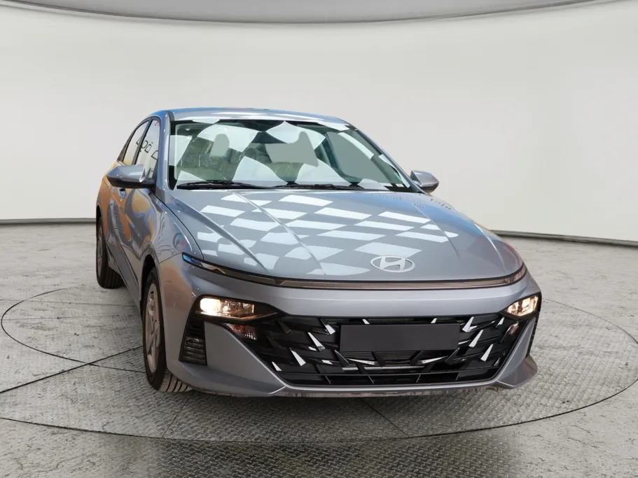 2026 Hyundai Accent Smart 