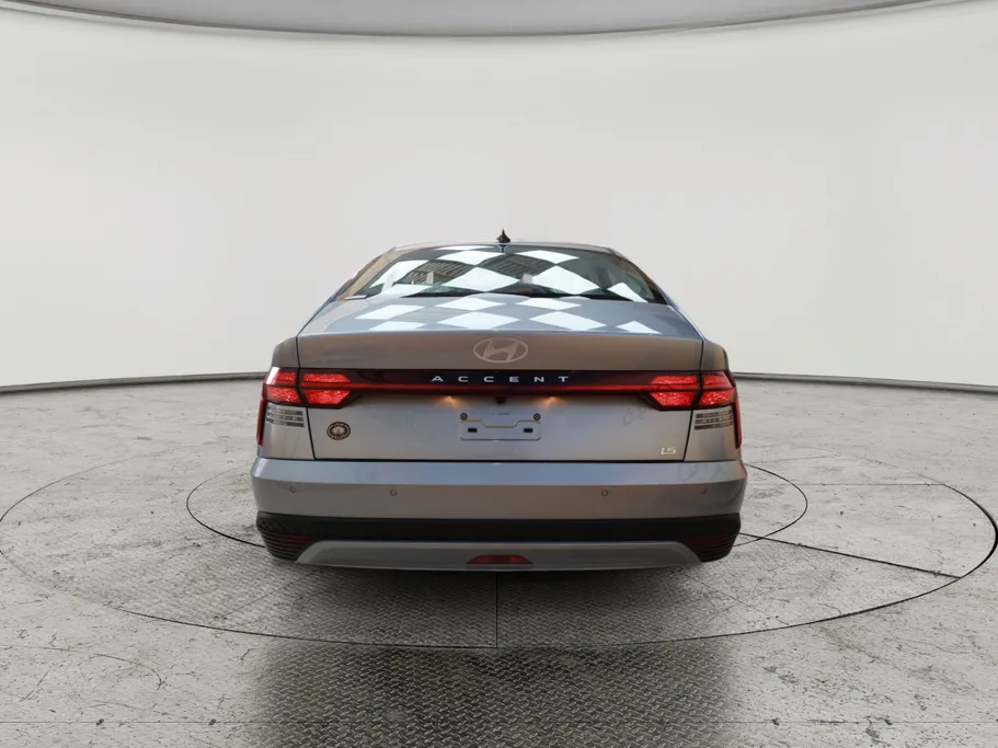 2026 Hyundai Accent Smart 