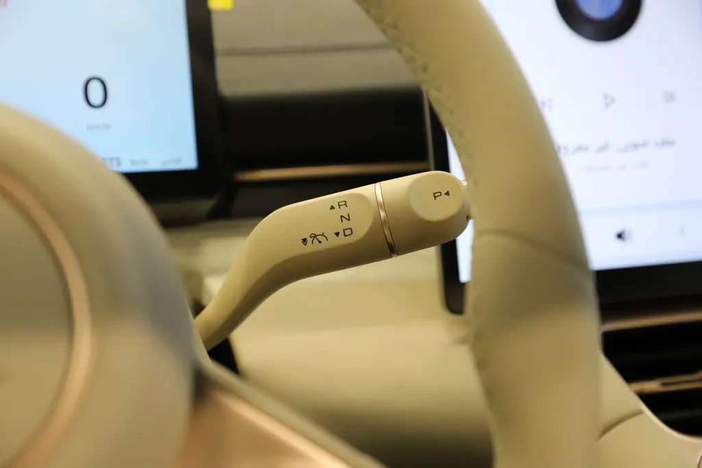 شفروليه كابتيفا PHEV Premier 2026 