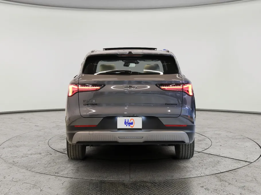 شفروليه كابتيفا PHEV Premier 2026 