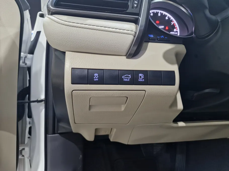 2022 Toyota Camry  LE 