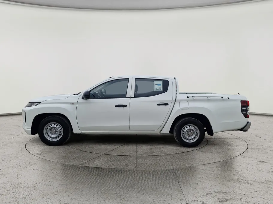 ميتسوبيشي L200 DC 4x2 2021 