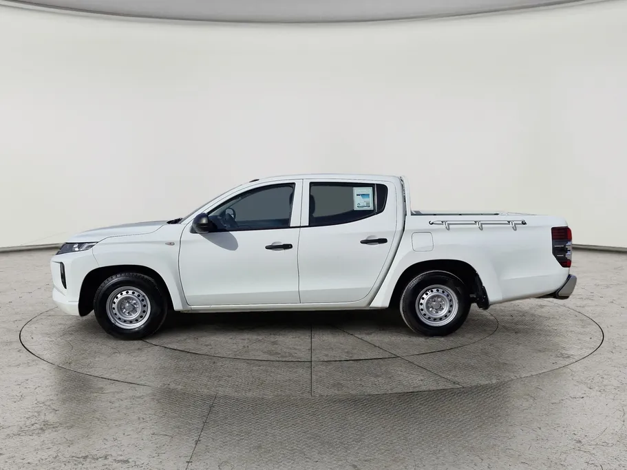 2021 Mitsubishi L200 DC 4x2 