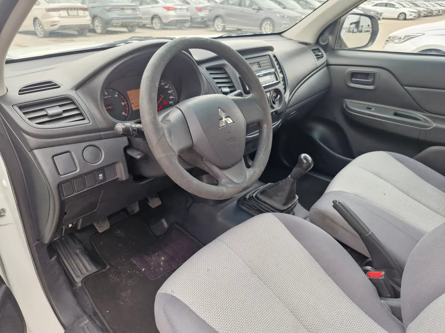 ميتسوبيشي L200 DC 4x2 2021 