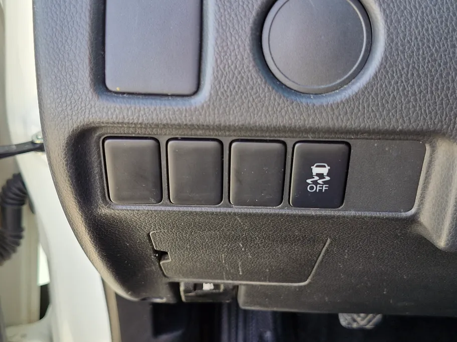 2021 Mitsubishi L200 DC 4x2 