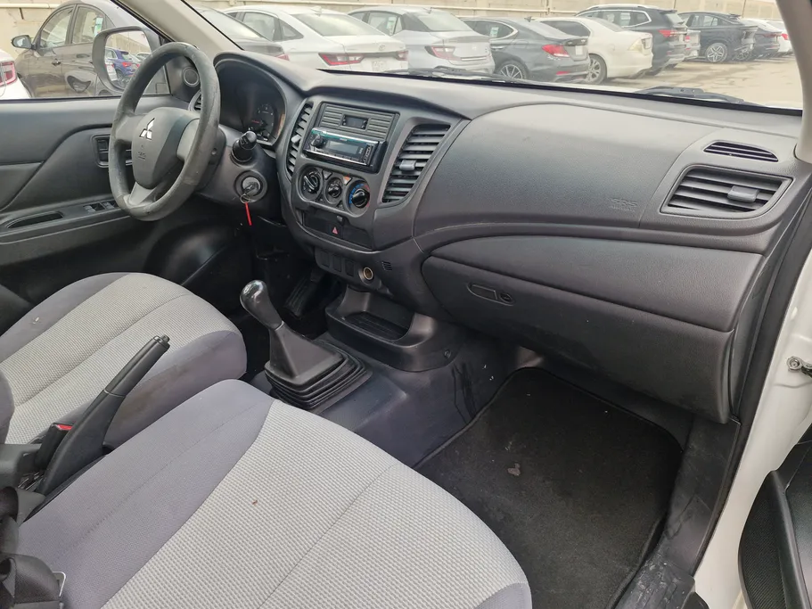 ميتسوبيشي L200 DC 4x2 2021 