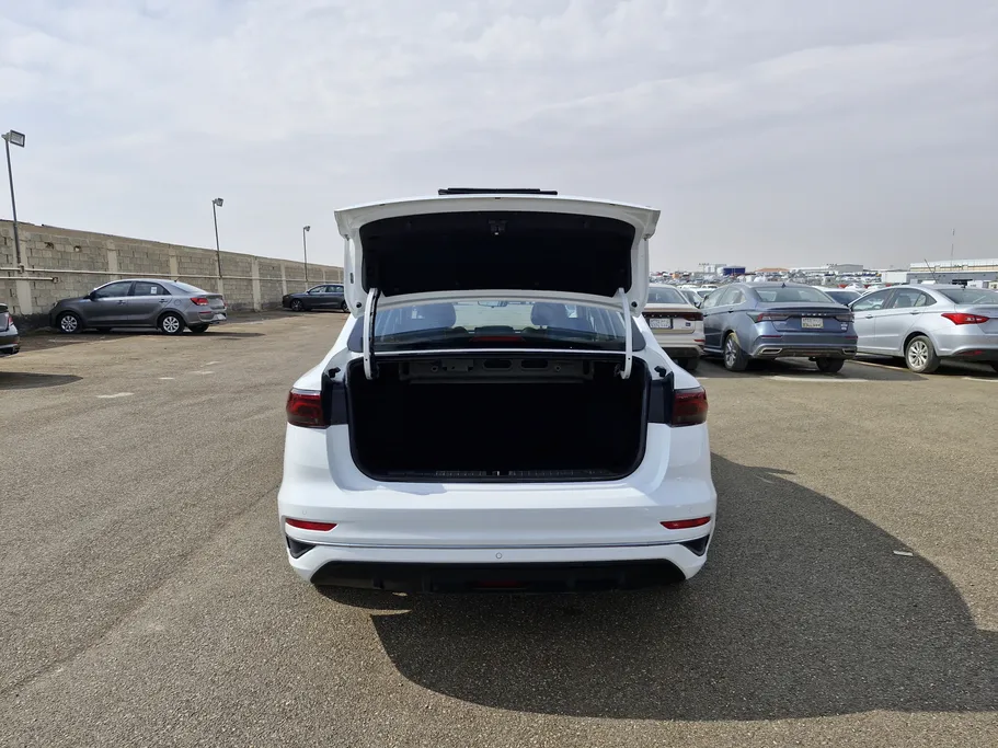 جيلي امجراند GF 2024 