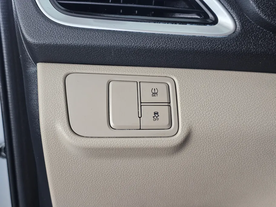 هيونداي اكسنت سمارت 2023 