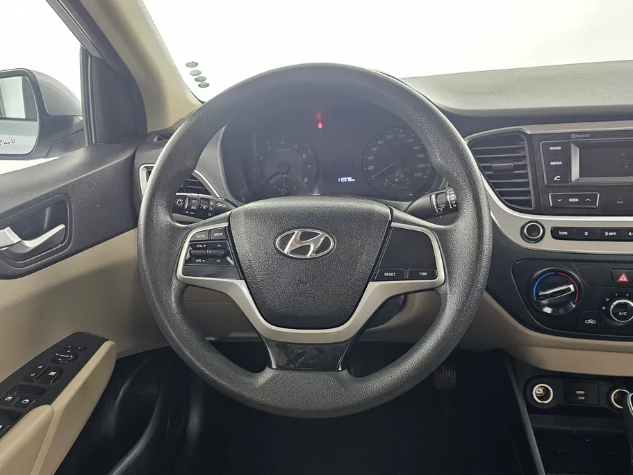 هيونداي اكسنت سمارت 2023 