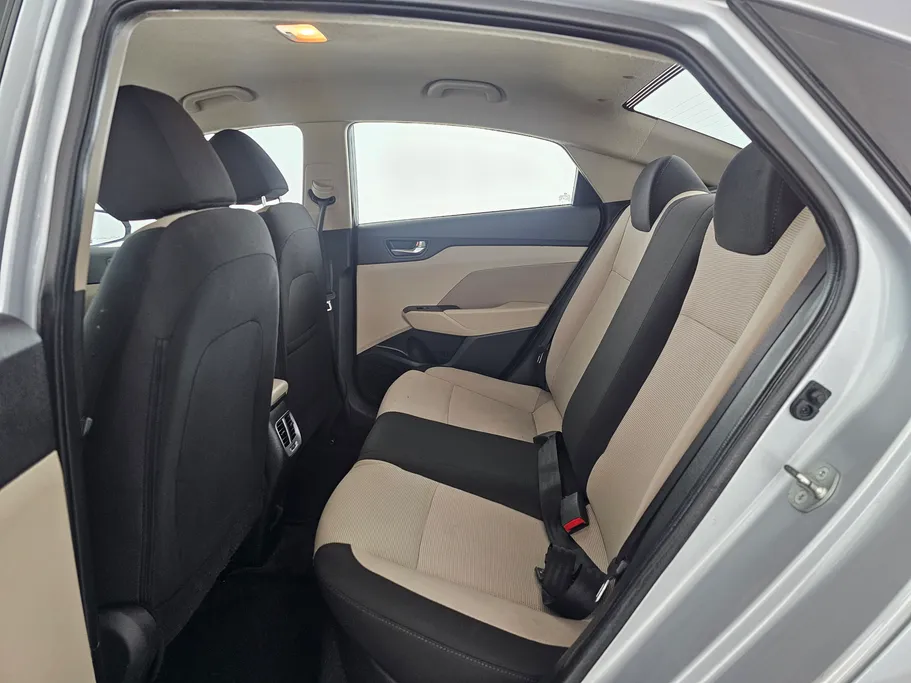 هيونداي اكسنت سمارت 2023 