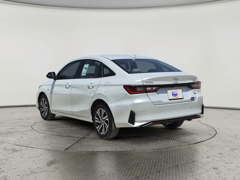 2024 Toyota Yaris  Y Plus 