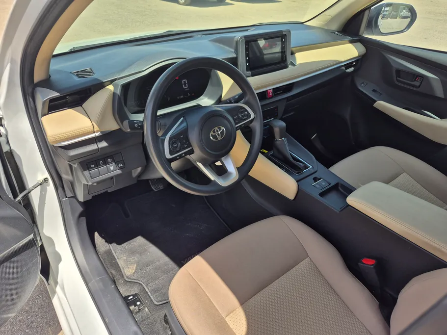 2024 Toyota Yaris  Y Plus 